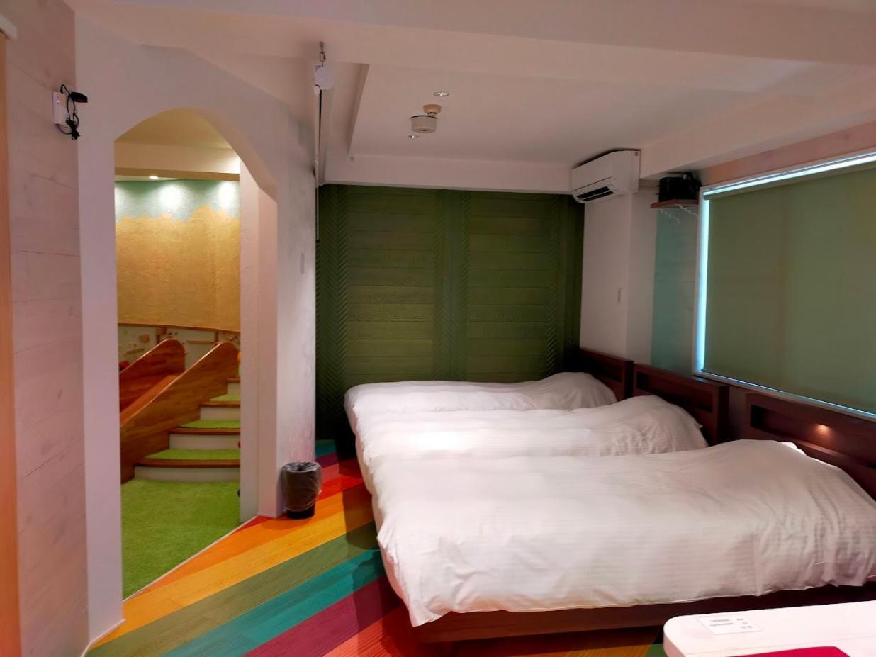 Buzz Resort Onna Esterno foto
